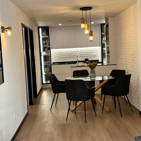 Pink House Apartamento Monção