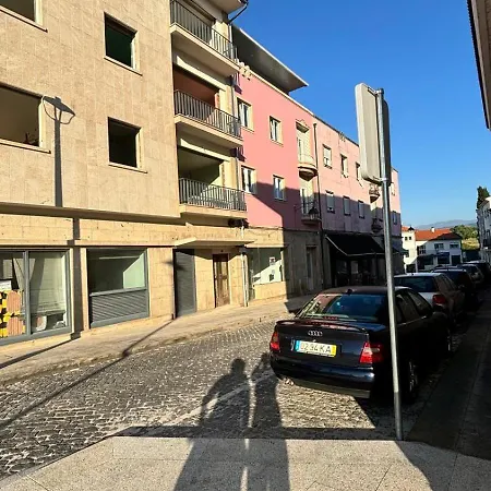 Apartament Pink House Monção