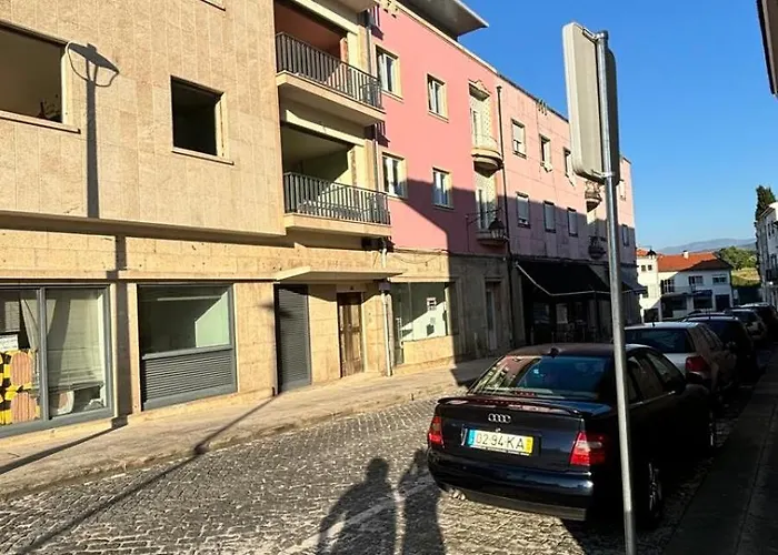 Apartment Pink House Monção